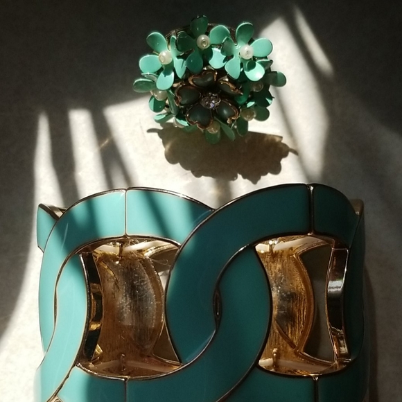 Sea Green Jewelry Set Ring Bracelet - Picture 4 of 6